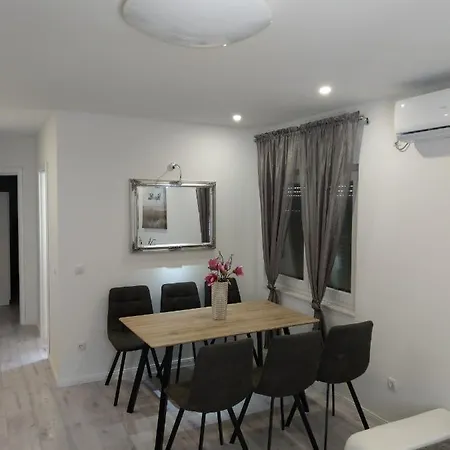 Eden Apartment
